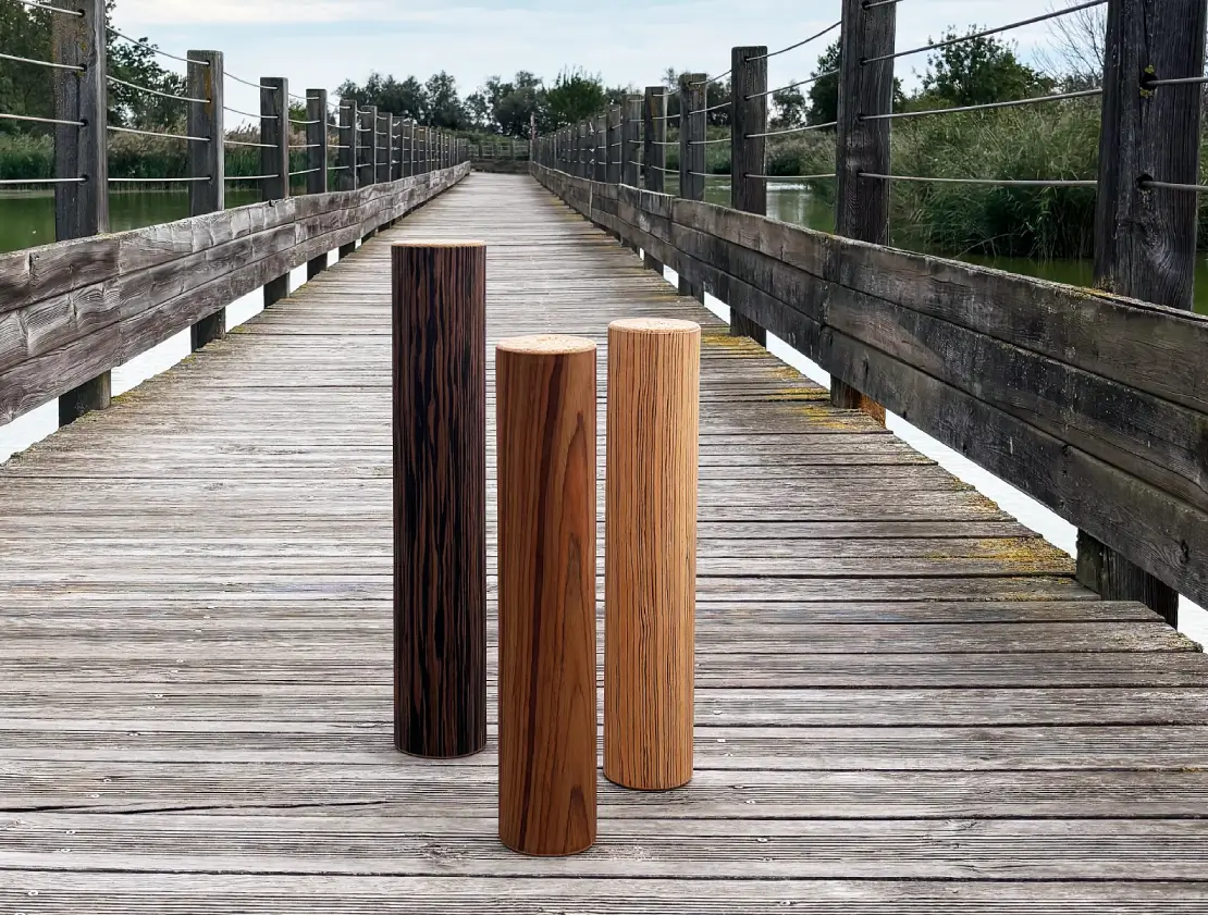 Design of several rain pillar in a wooden bridge